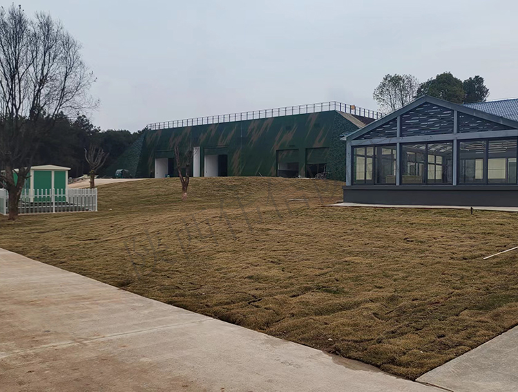 3606兵工廠四角避雷塔安裝現(xiàn)場5