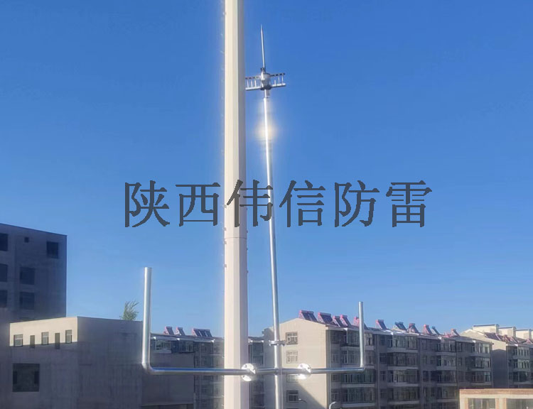 寶雞某學校提前放電避雷針安裝現(xiàn)場3